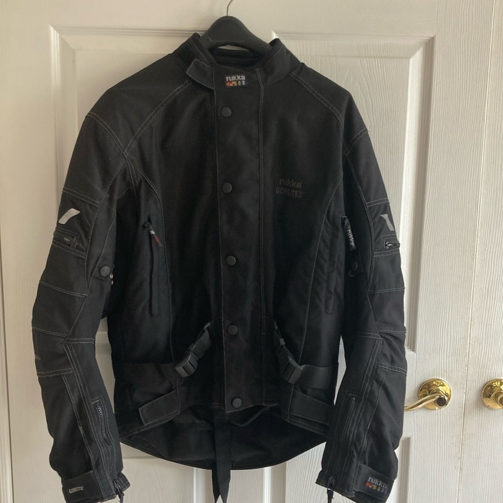 Rukka Gortex size 54 The Air Cushion System luxury riding jacket & suspenders.